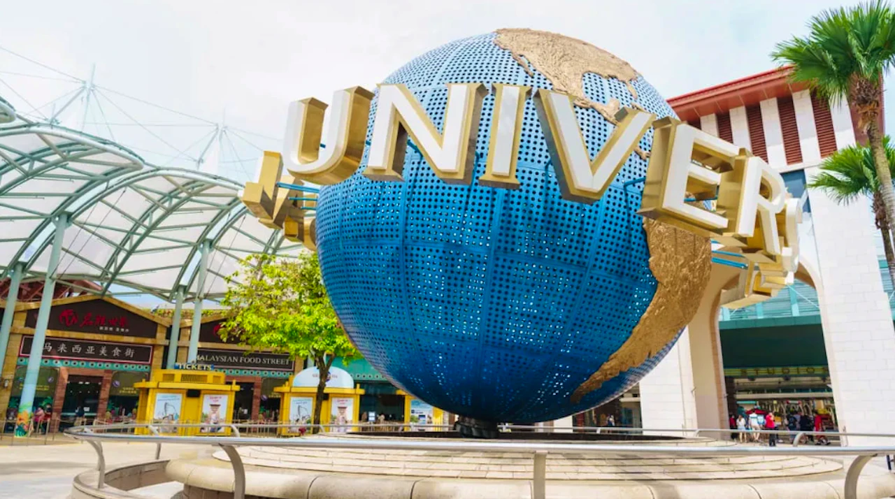 Universal Studios Singapore with Return Transfer Ticket